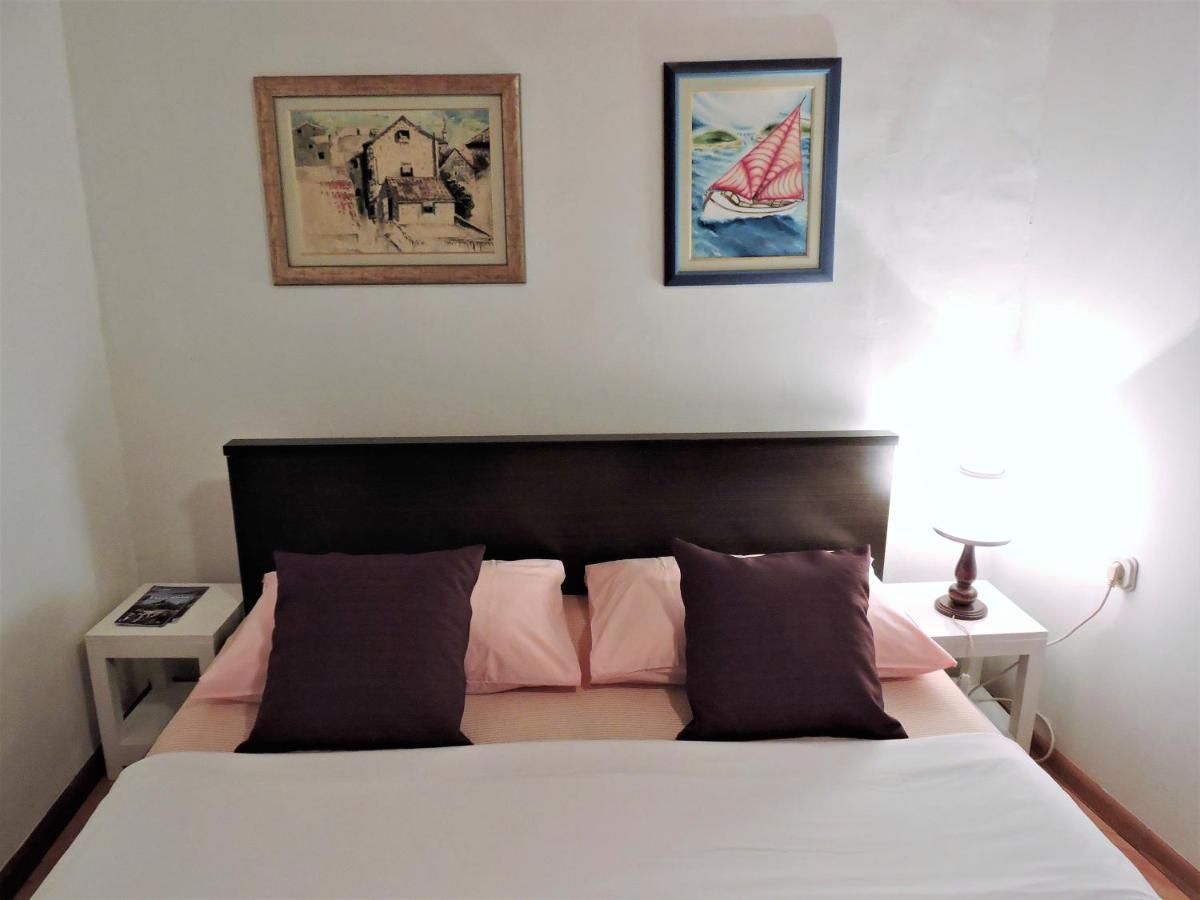 Bruno Split Centre Apartment And Room Exterior photo