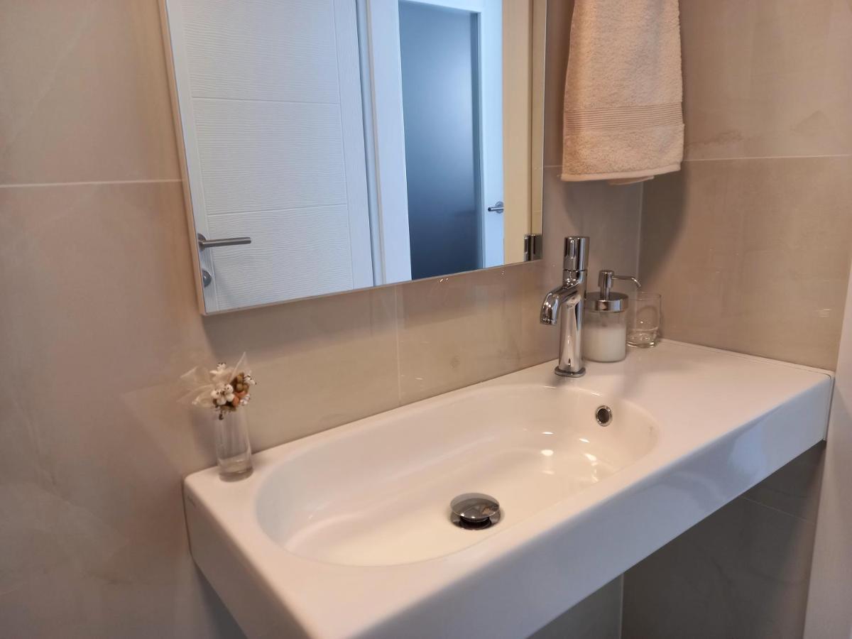 Bruno Split Centre Apartment And Room Exterior photo