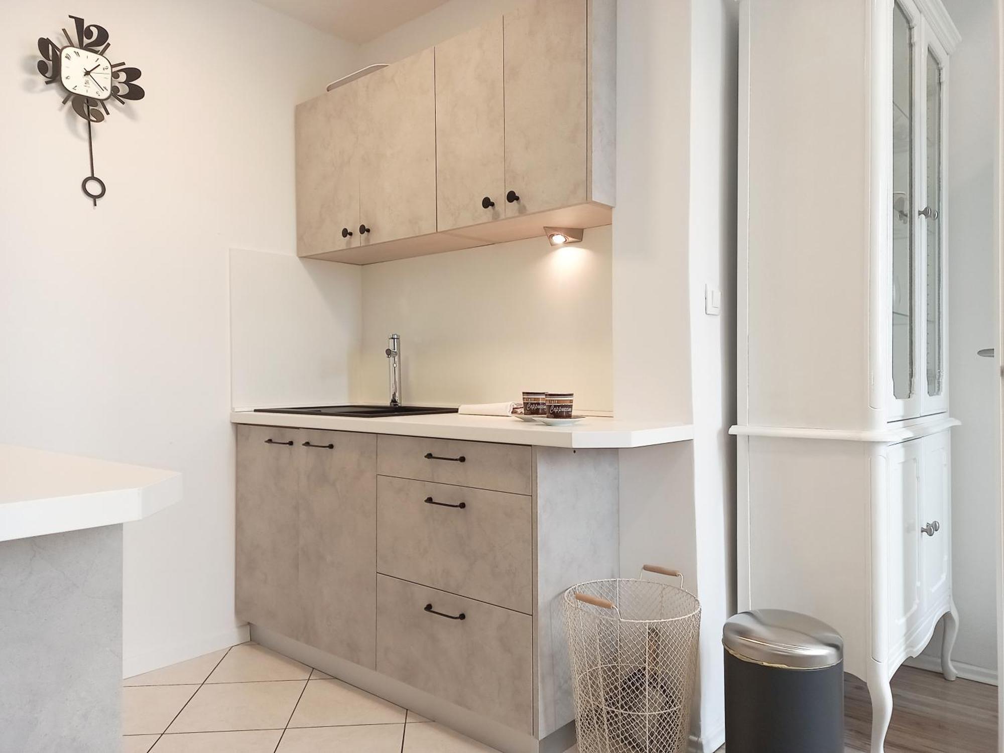 Bruno Split Centre Apartment And Room Exterior photo